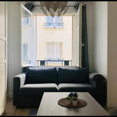 7eme Bon Marche Invalides Appartement